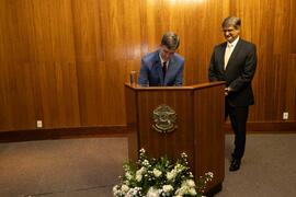 Recondução: Foto Assinatura do Termo de Posse