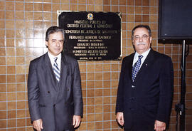 Foto Descerramento da Placa de Inauguração